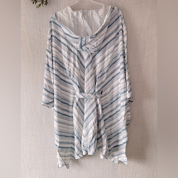 Chaser Striped Linen Beach Poncho Medium - Picture 3 of 5